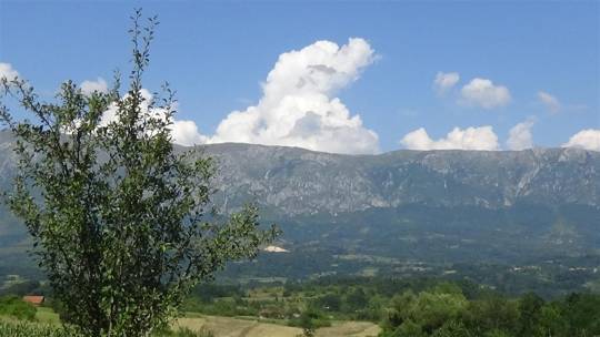 donje_dragovlje_pogled_na_suvu_planinu_original